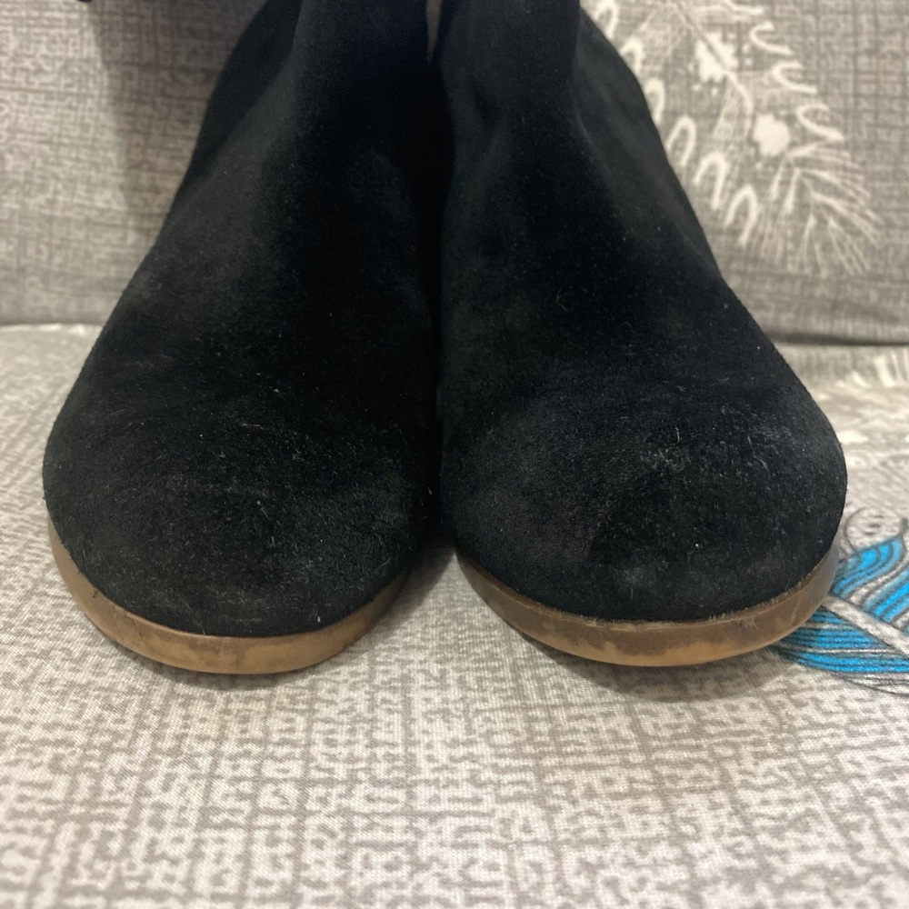 Barely used pair of boots